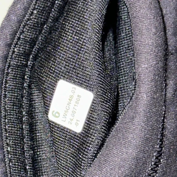 Lululemon Women’s Wunder Train High-Rise Tight 28" Size 6 - Ribbed - Picture 4 of 4